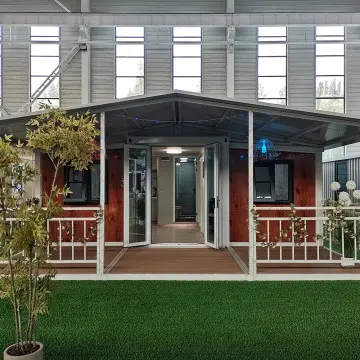 Expandable Container House with Roof and Porch: The Perfect Blend of Comfort and Style