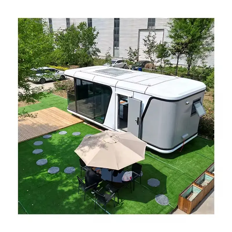 Capsule Home: Innovative Compact Living