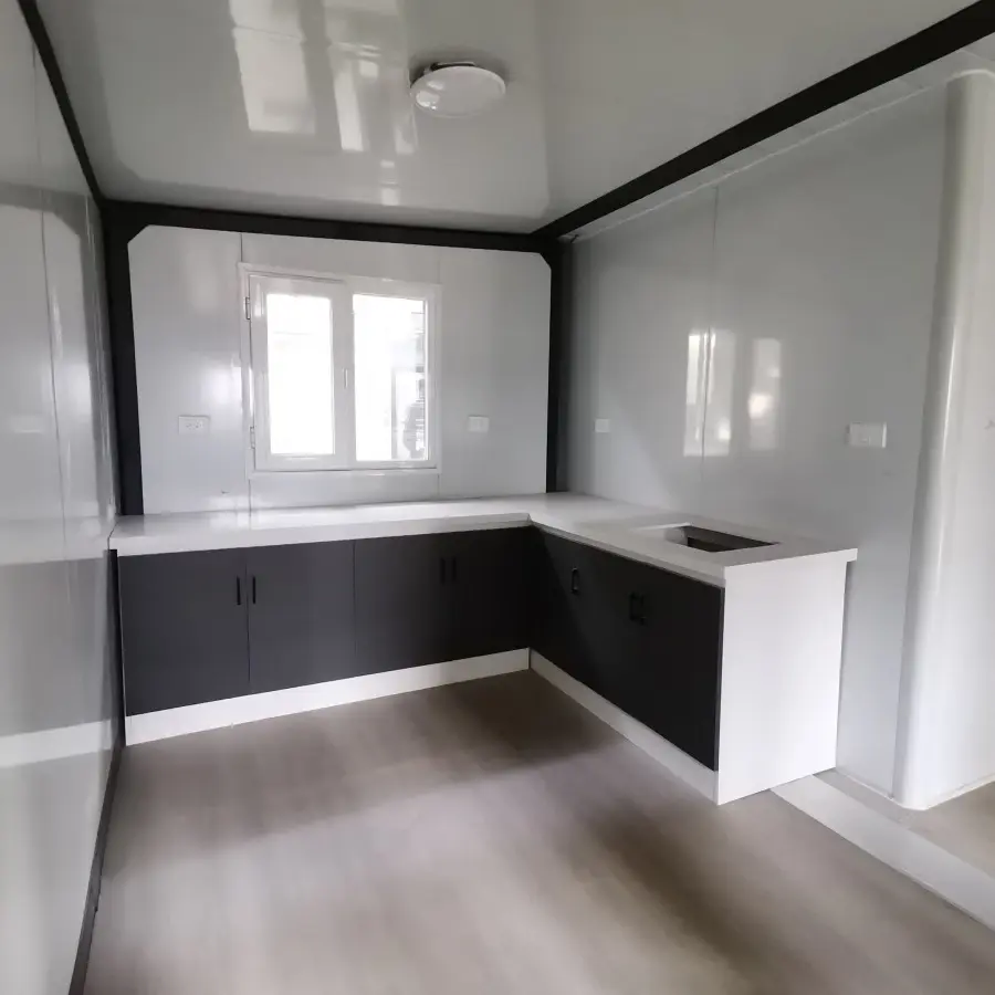 Family-Friendly Expandable Container House (15).jpg