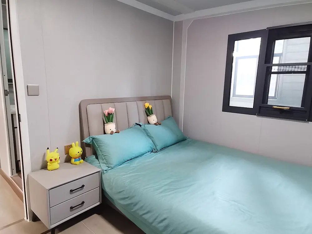 Two-Bedroom Expandable Container House Your Ideal Family Living Solution (8)