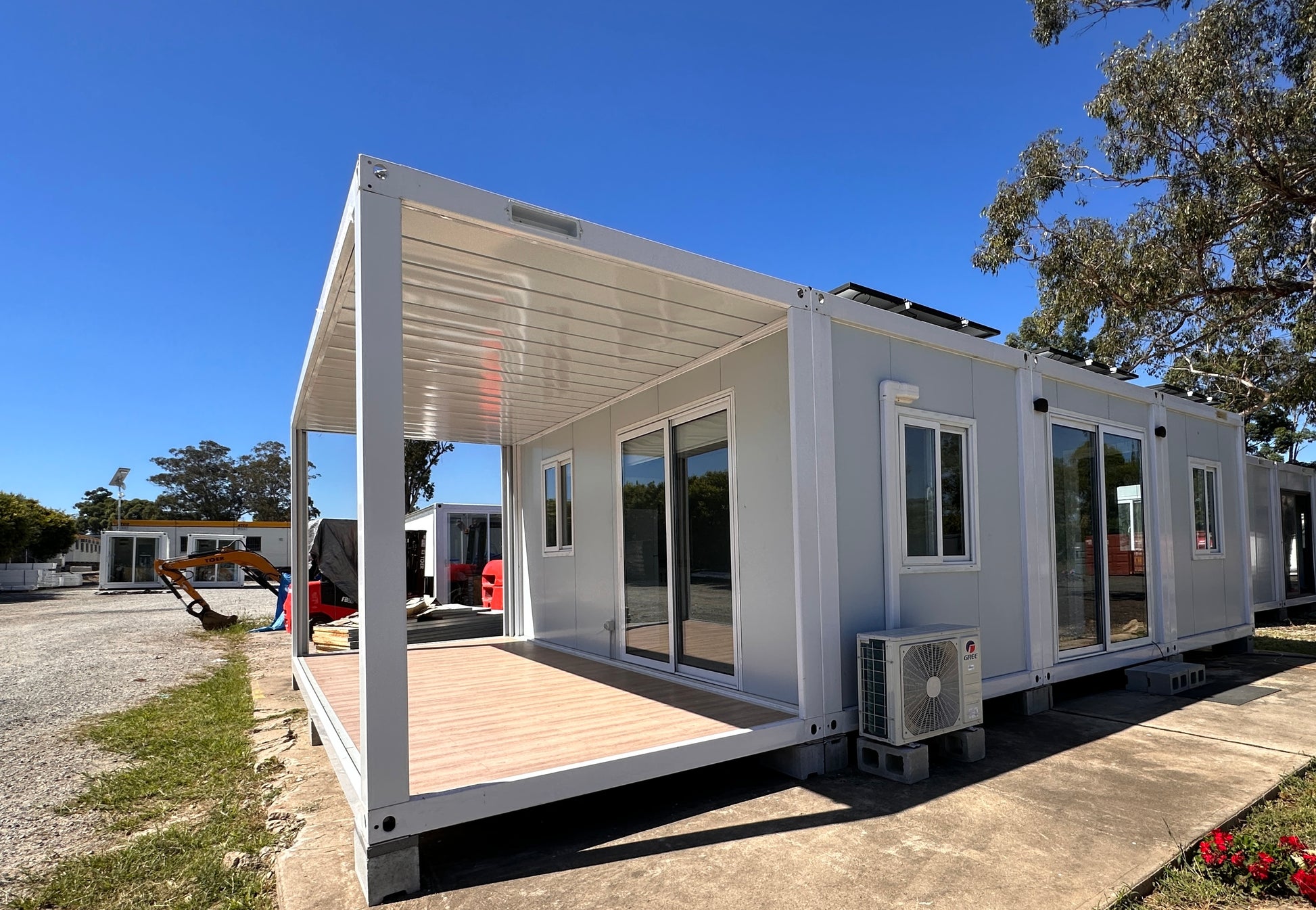 Expandable house1.jpg
